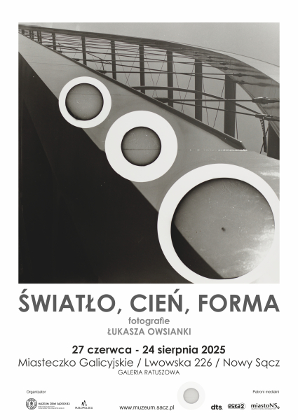 [Wydarzenie]: Wystawa "Światło, cień, forma. Łukasz Owsianka"
