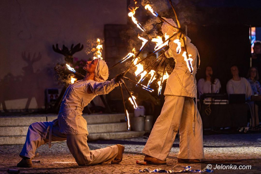 [Wydarzenie]:Teatr A - przedstawienie teatralne "EXULTET"